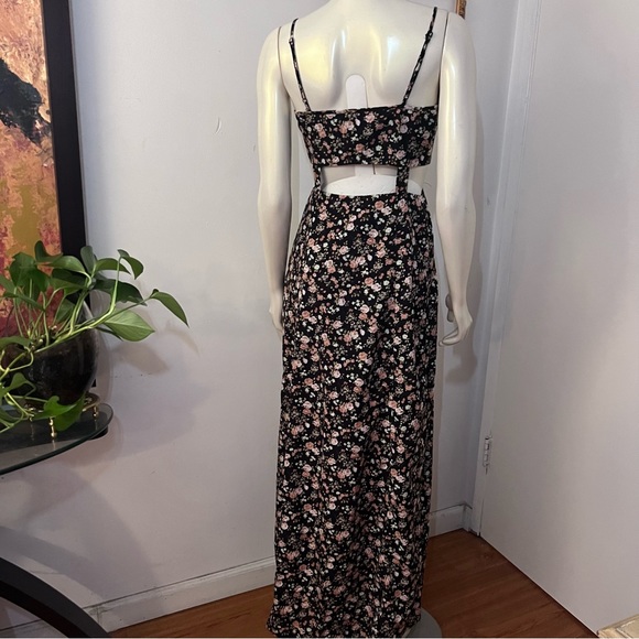 Pins and Needles floral Button Down Dress Size 4 Open Peekaboo Waist Detail A9 - Picture 7 of 11